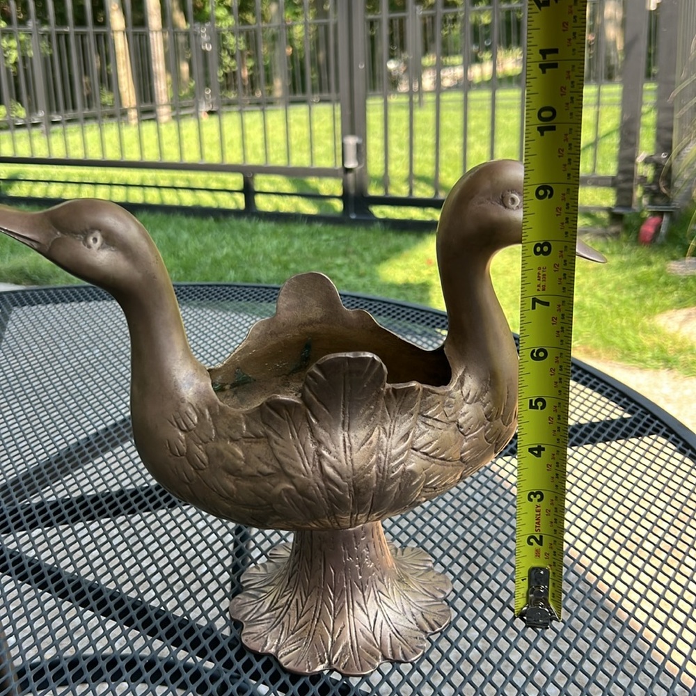 MID-CENTURY BRASS DOUBLE SIDED SWAN CANDY DISH-VINTAGE - Picture 11 of 15